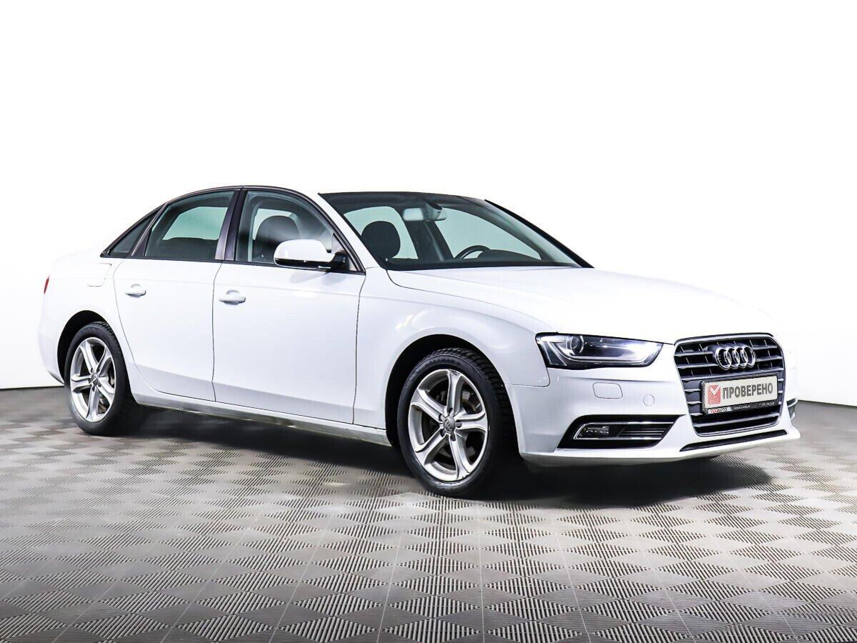 Audi A4 2015, белый