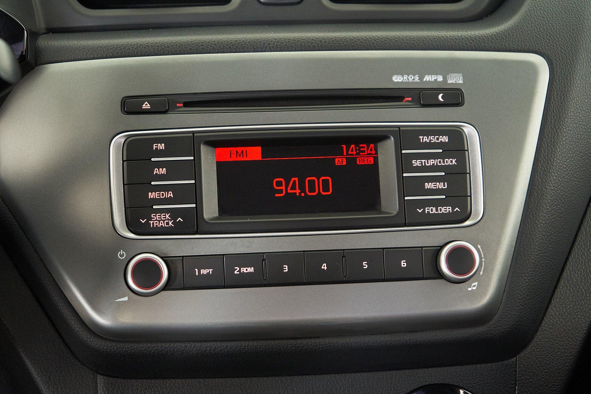 Kia Rio 2016, коричневый