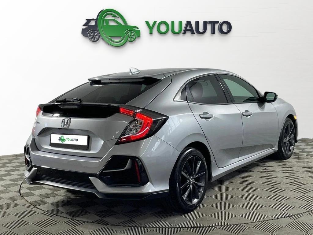 Honda Civic 2019, серебряный