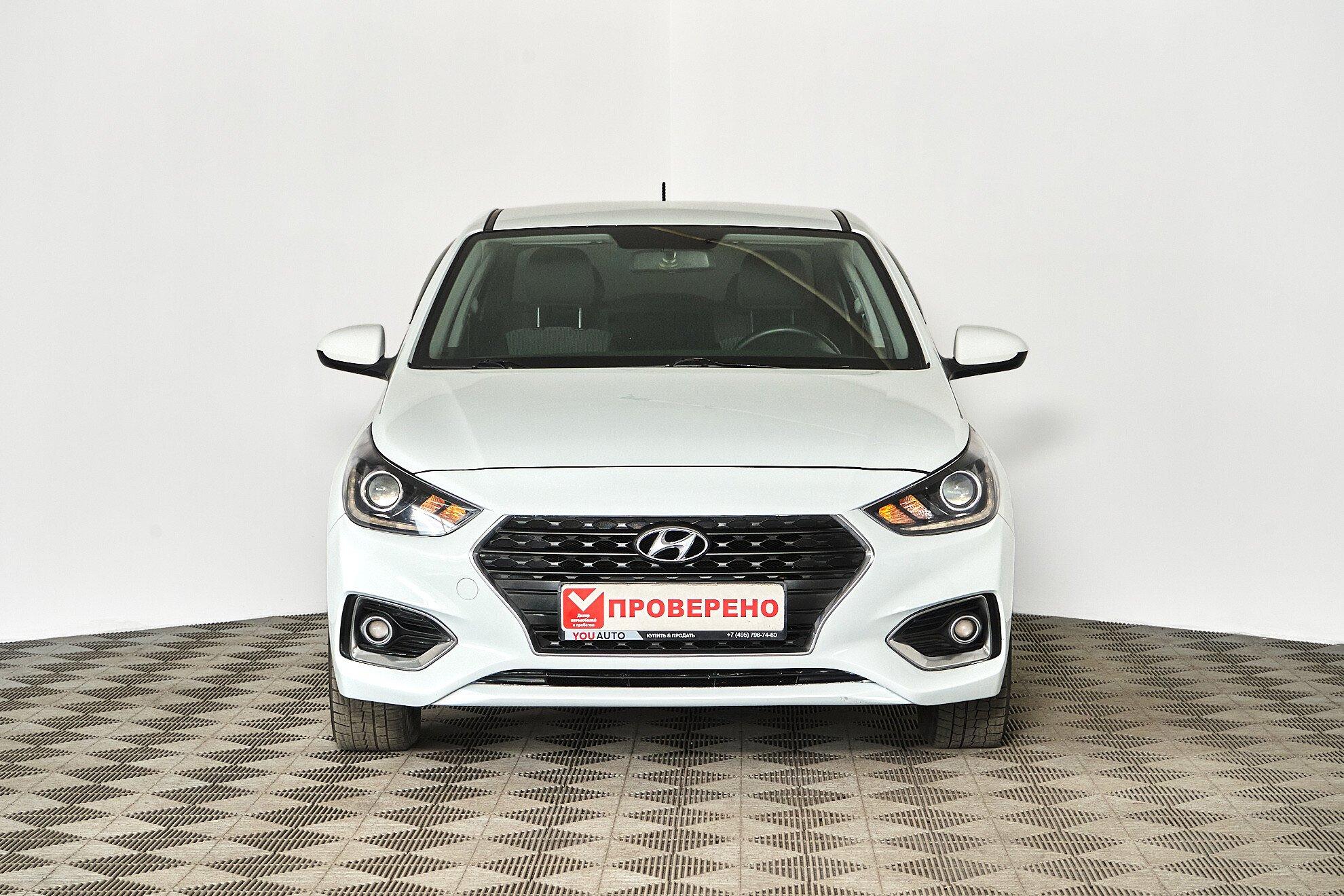 Hyundai Solaris 2019, белый