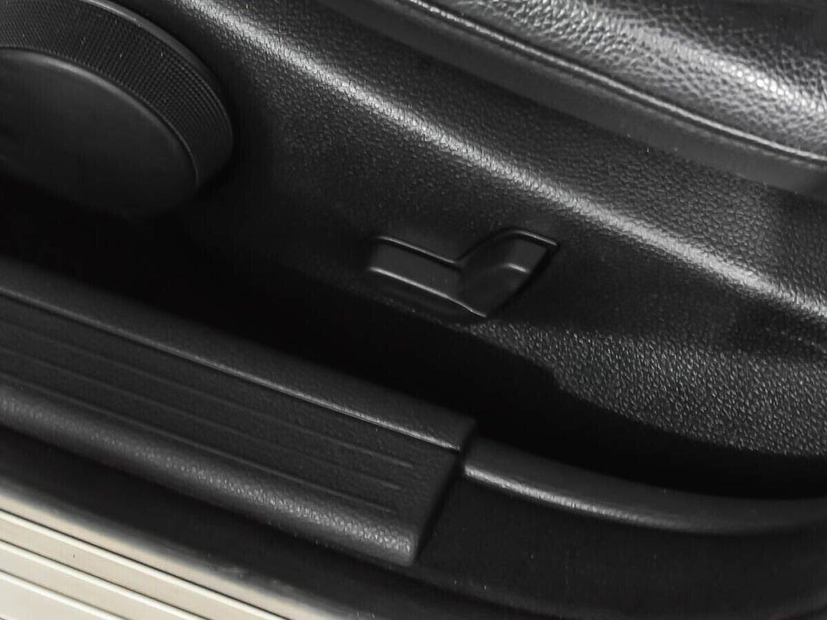 Mercedes-Benz C-Класс 2009, серебряный