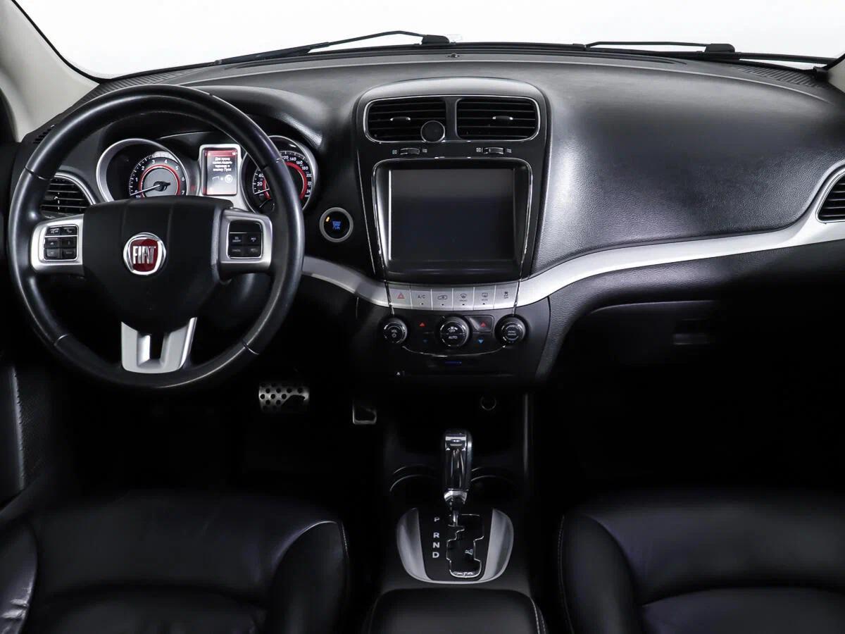 Fiat Freemont 2015, белый