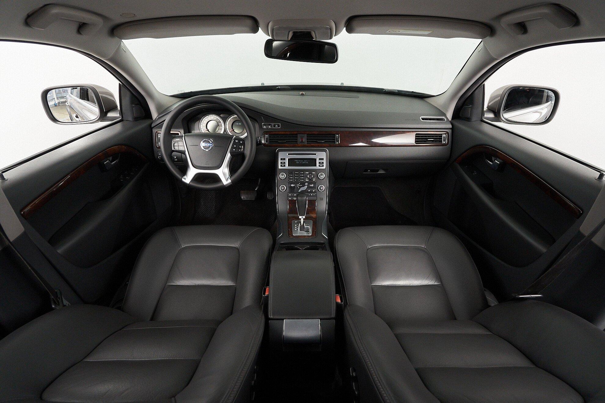 Volvo XC70 2011, коричневый