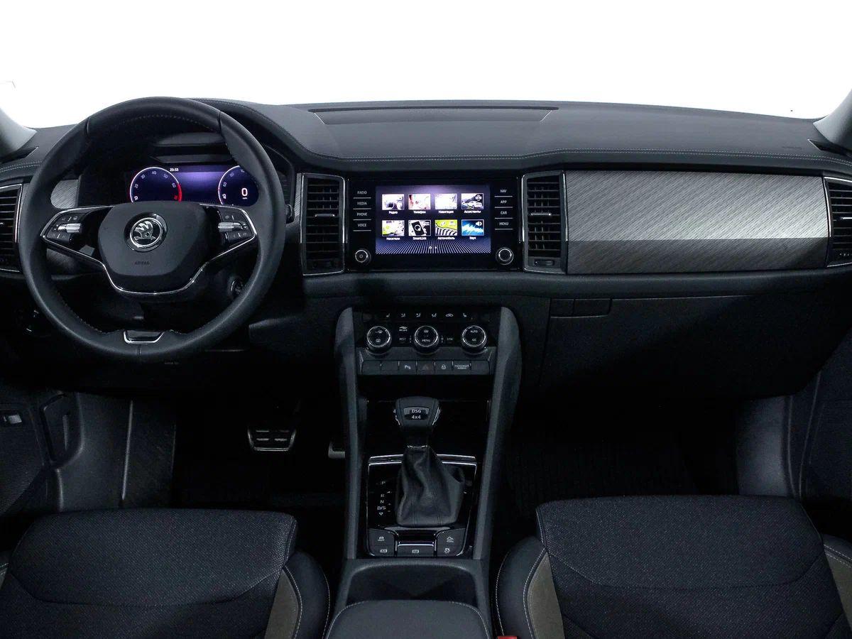 Skoda Kodiaq 2022, белый