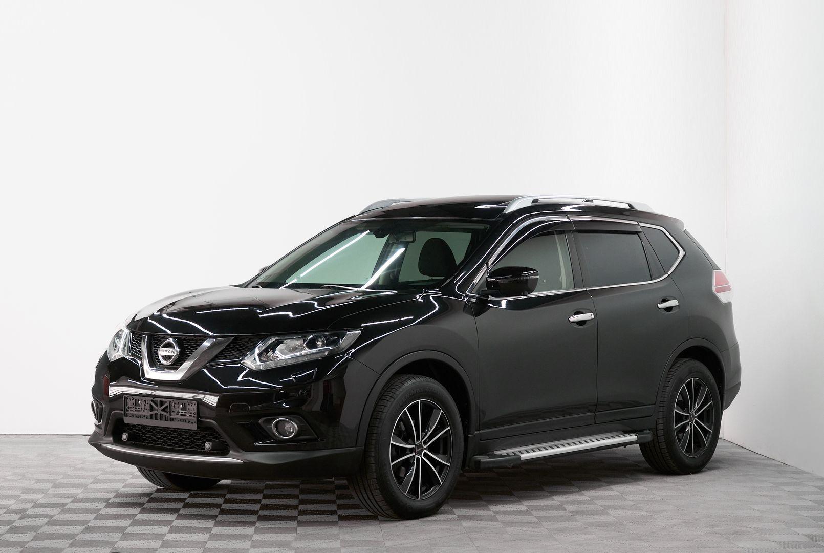 Nissan X-Trail 2018, черный