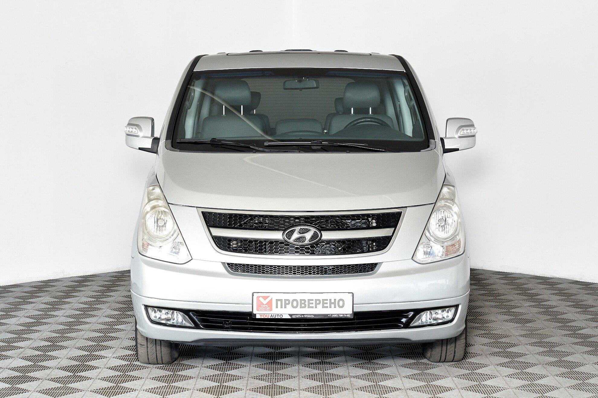 Hyundai Grand Starex 2012, серый