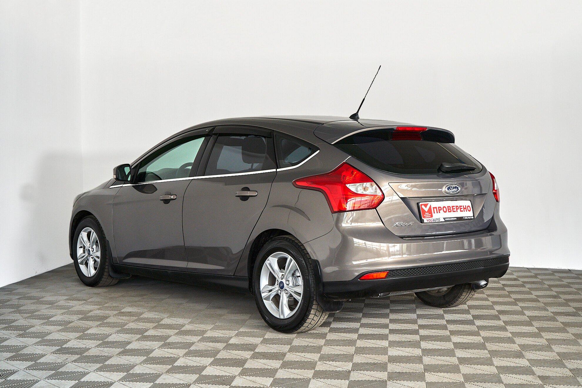 Ford Focus 2015, коричневый
