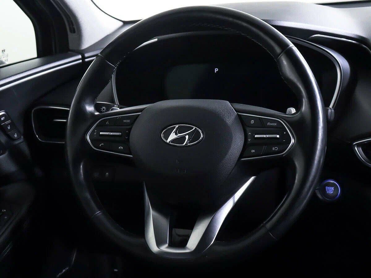Hyundai Santa Fe 2020, черный