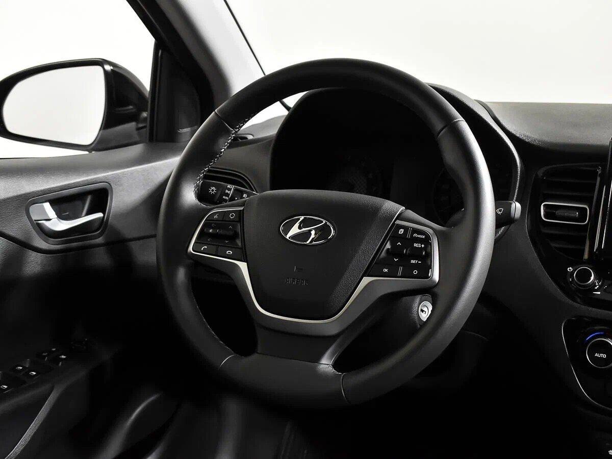 Hyundai Solaris 2020, черный