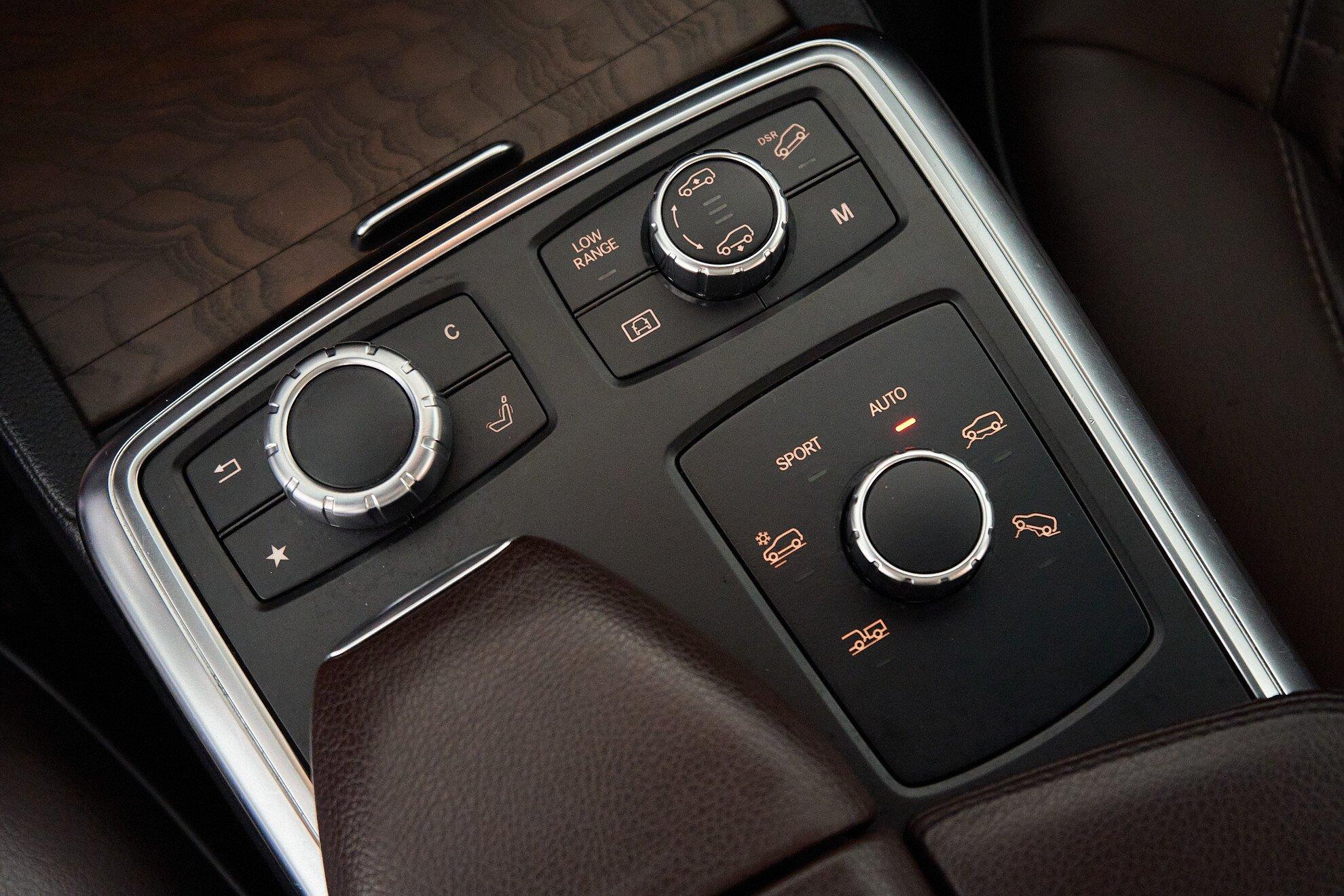 Mercedes-Benz GL-Класс 2012, черный