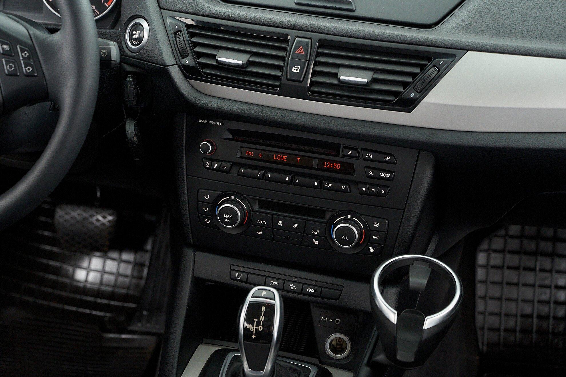 BMW X1 2014, синий