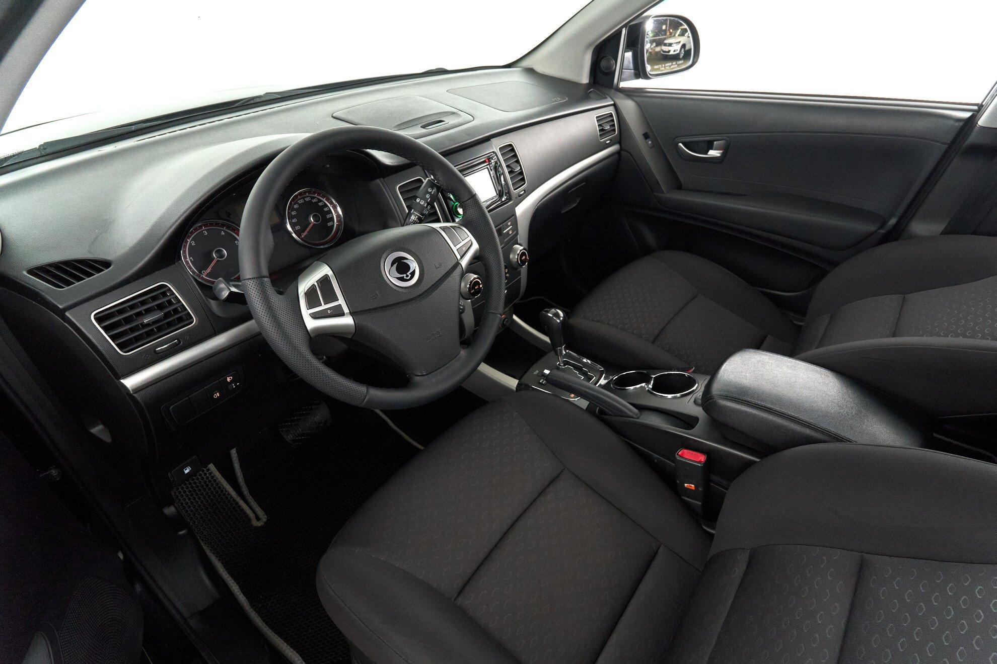SsangYong Actyon 2013, черный