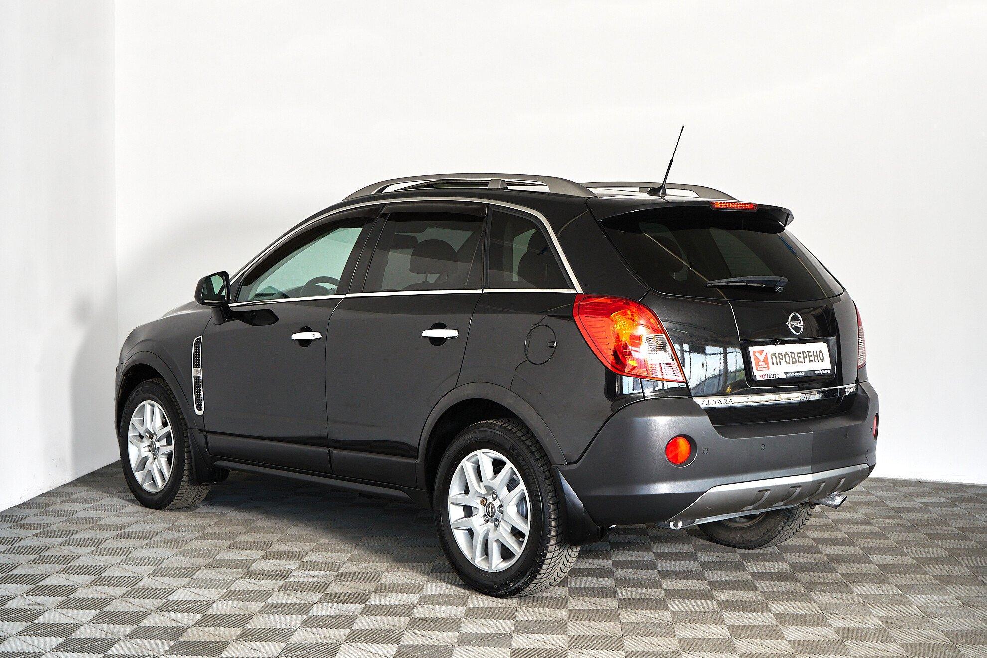 Opel Antara 2012, черный