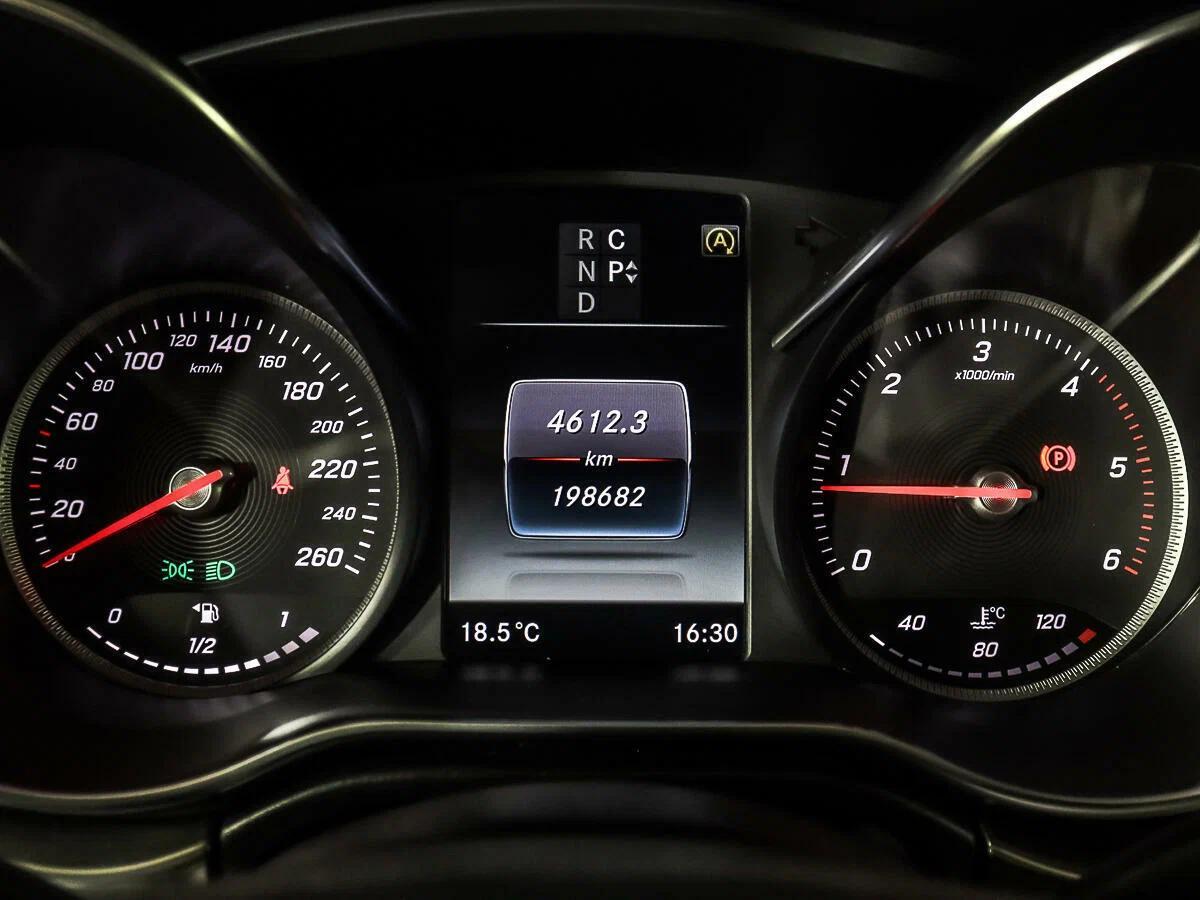 Mercedes-Benz V-Класс 2015, черный