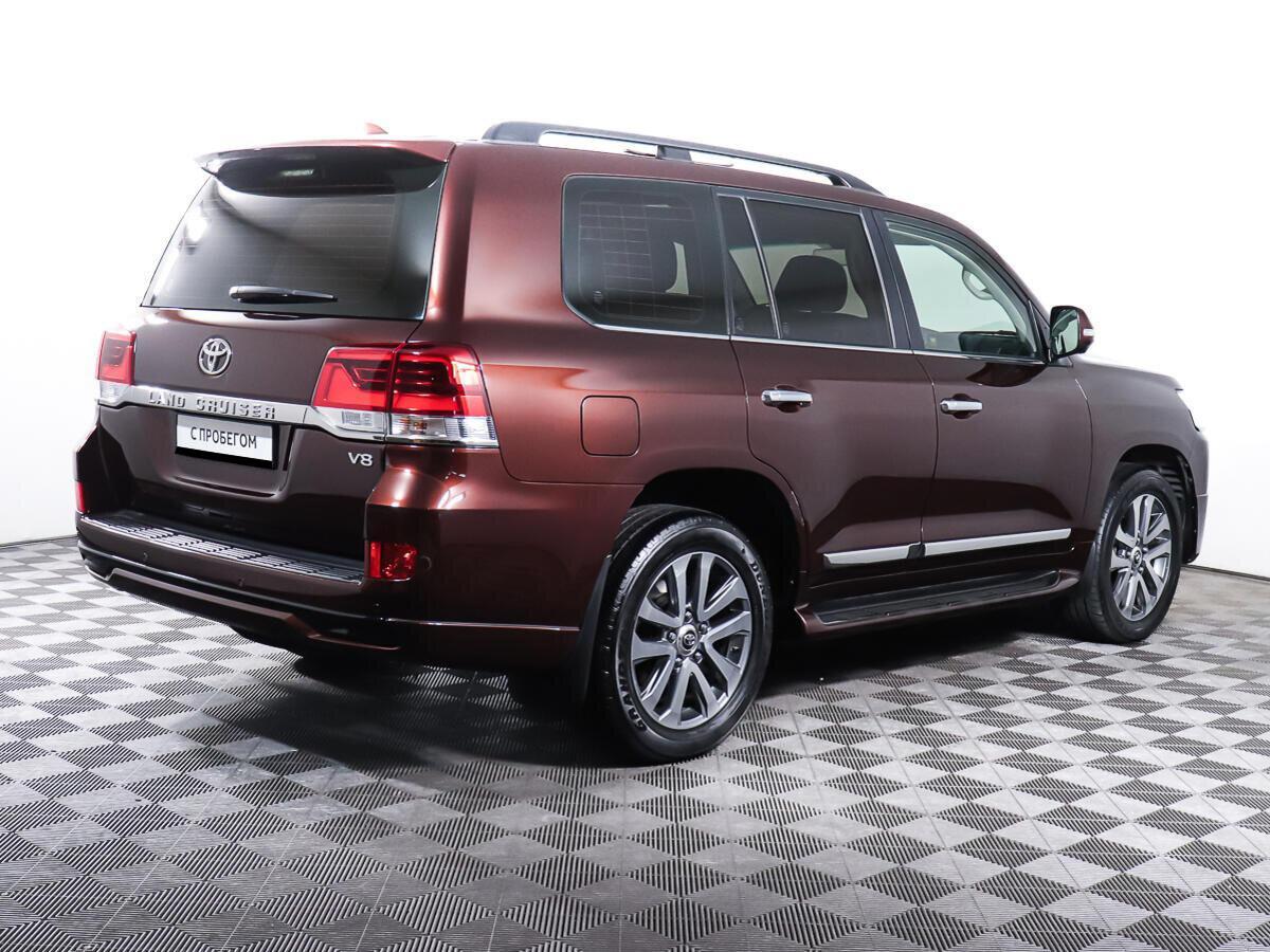 Toyota Land Cruiser 2018, красный