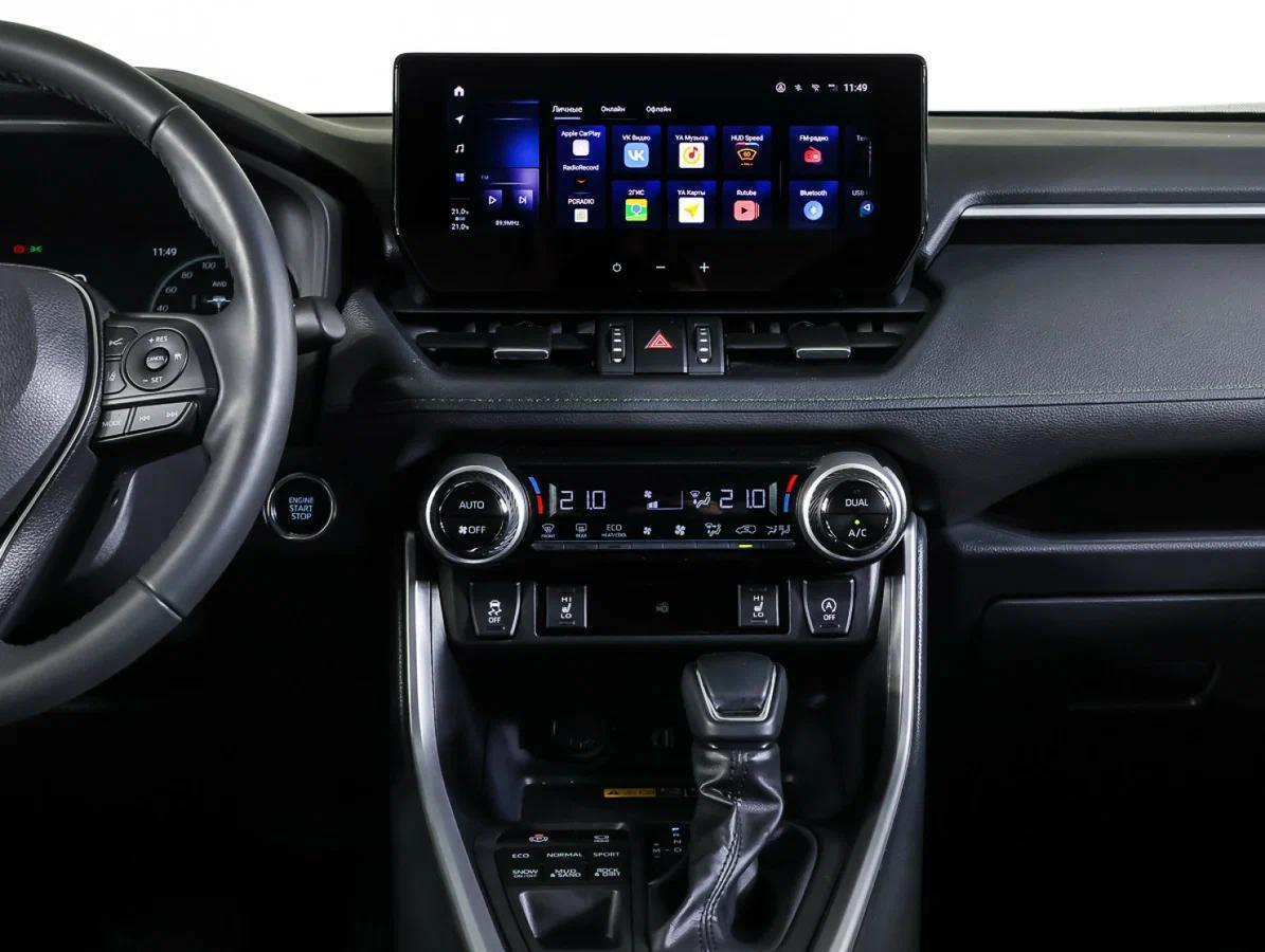 Toyota RAV4 2025, белый