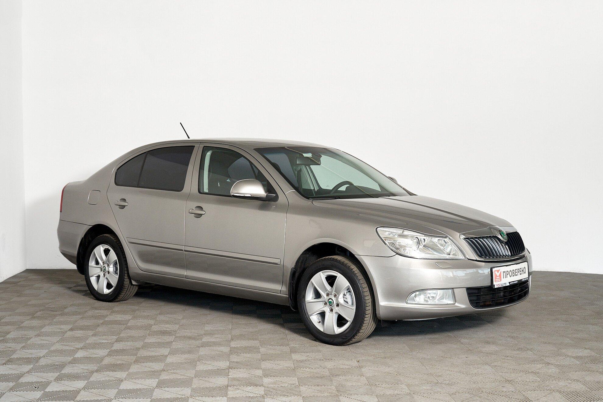 Skoda Octavia 2013, бежевый