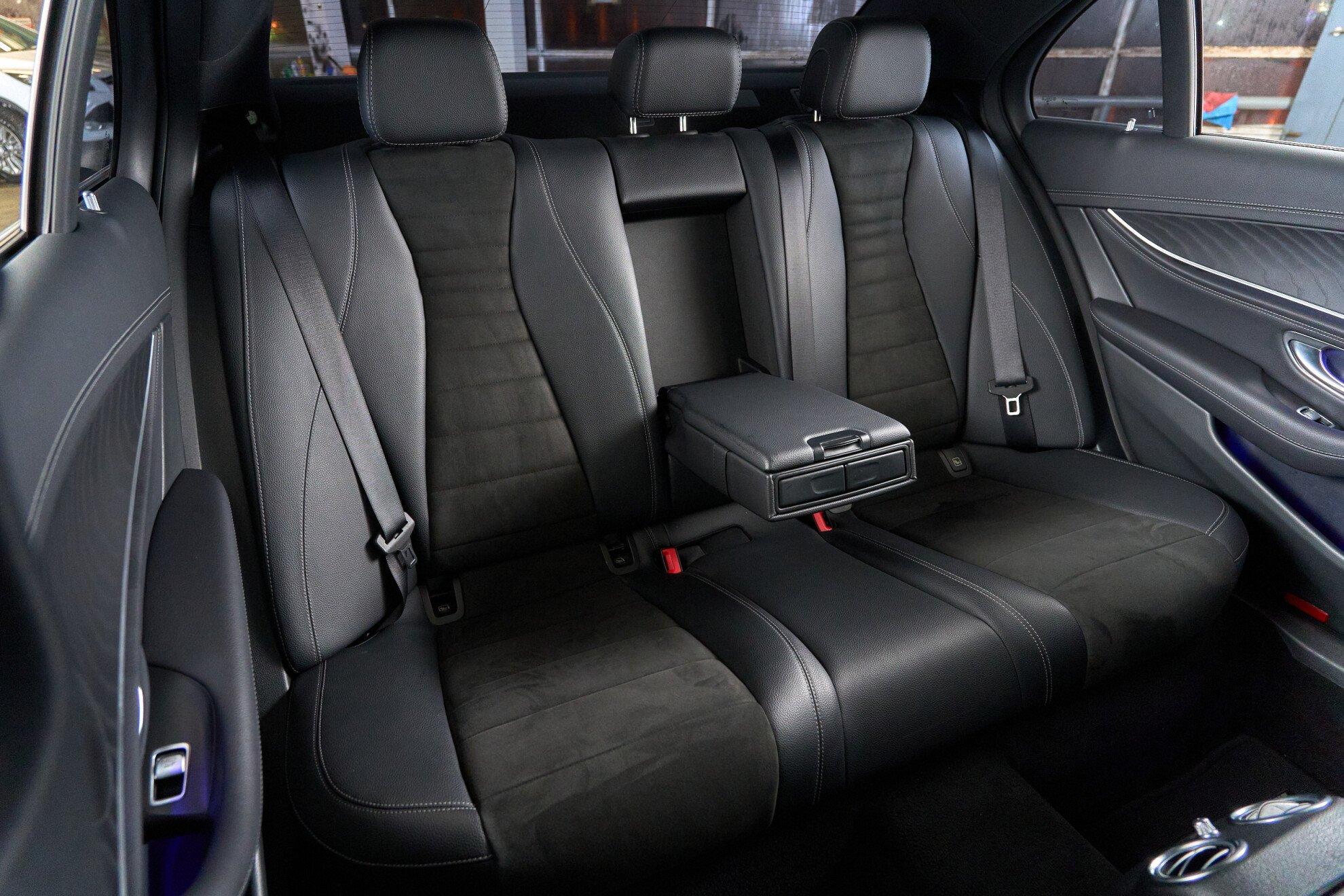 Mercedes-Benz E-Класс 2016, черный