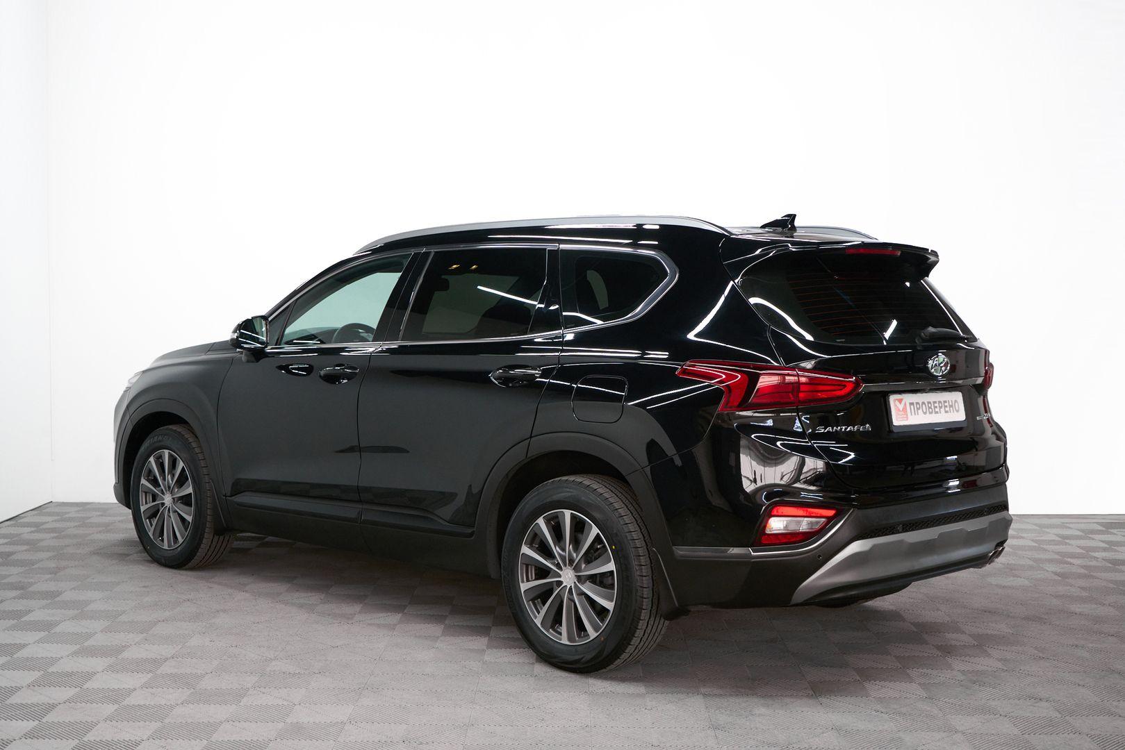 Hyundai Santa Fe 2020, черный