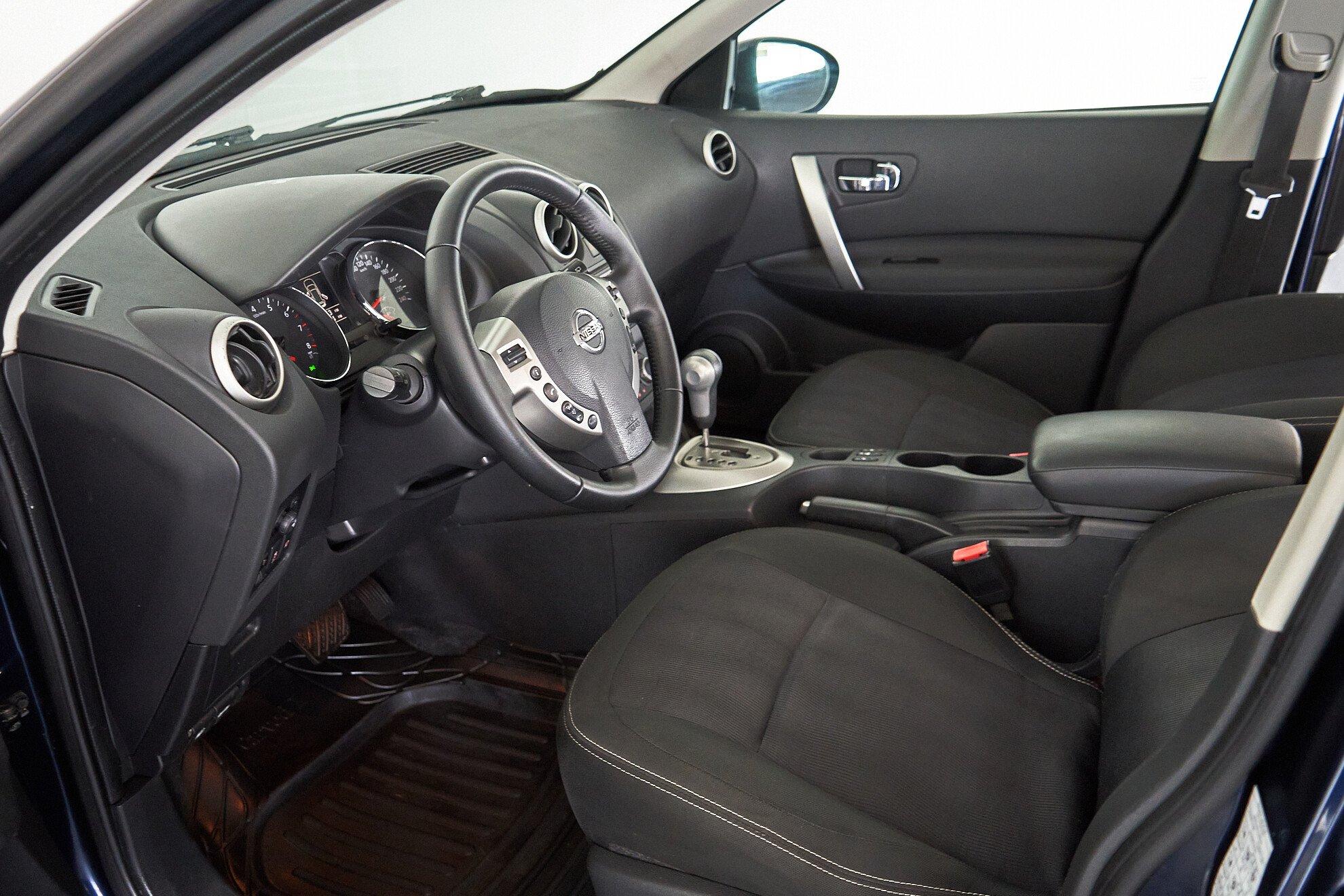 Nissan Qashqai 2012, синий