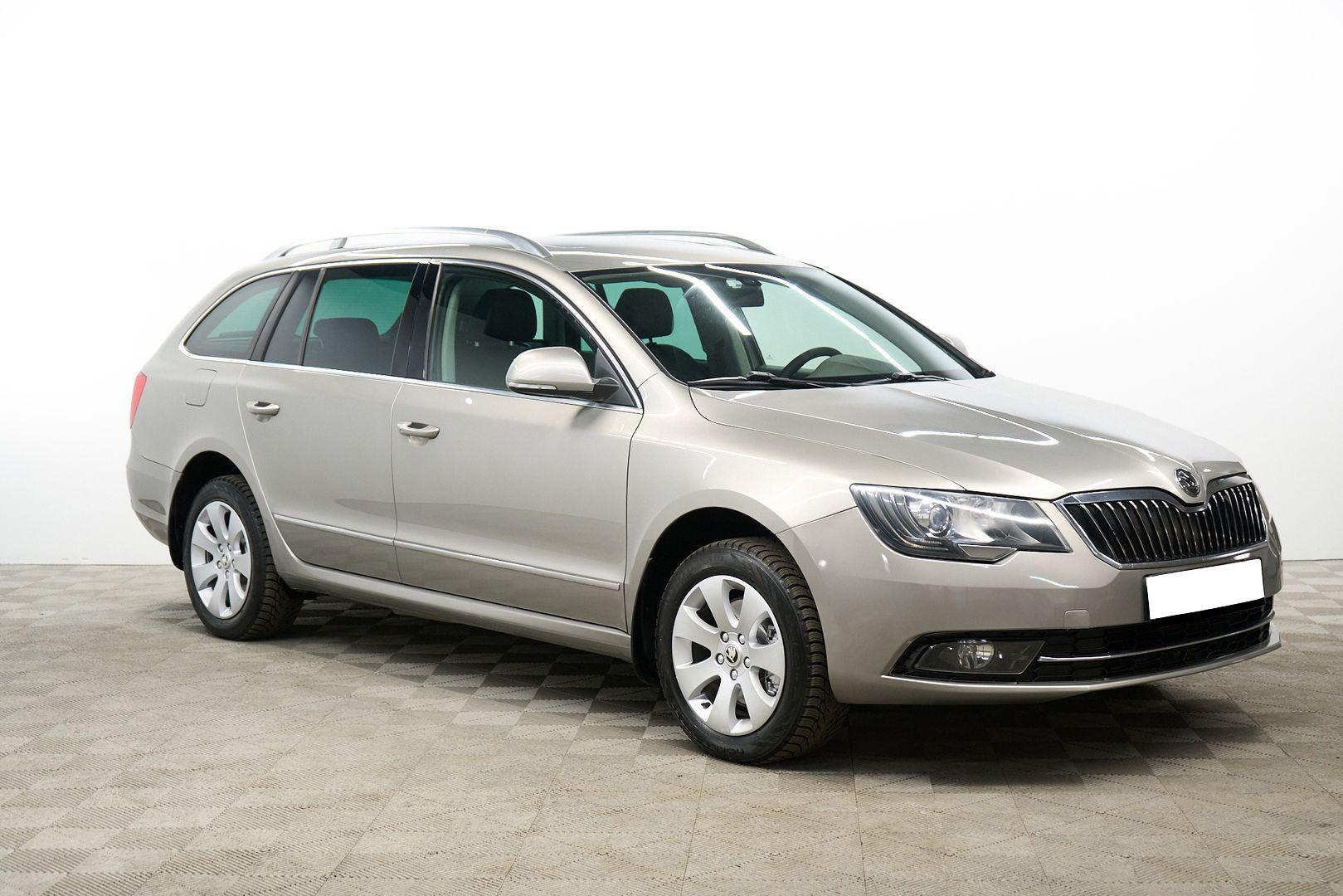 Skoda Superb 2014, бежевый