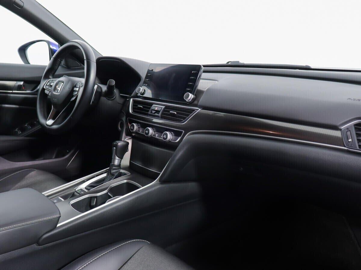 Honda Accord 2020, синий