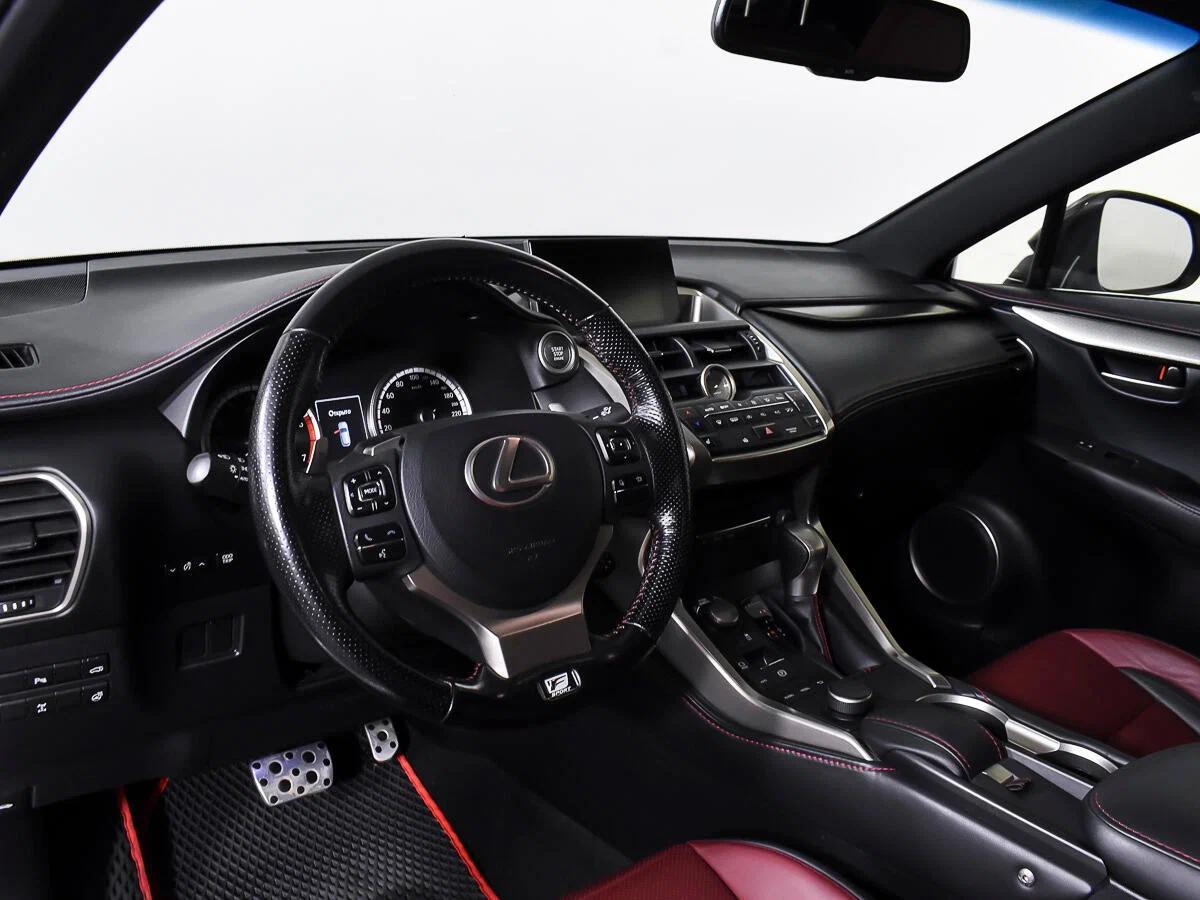 Lexus NX 2016, белый