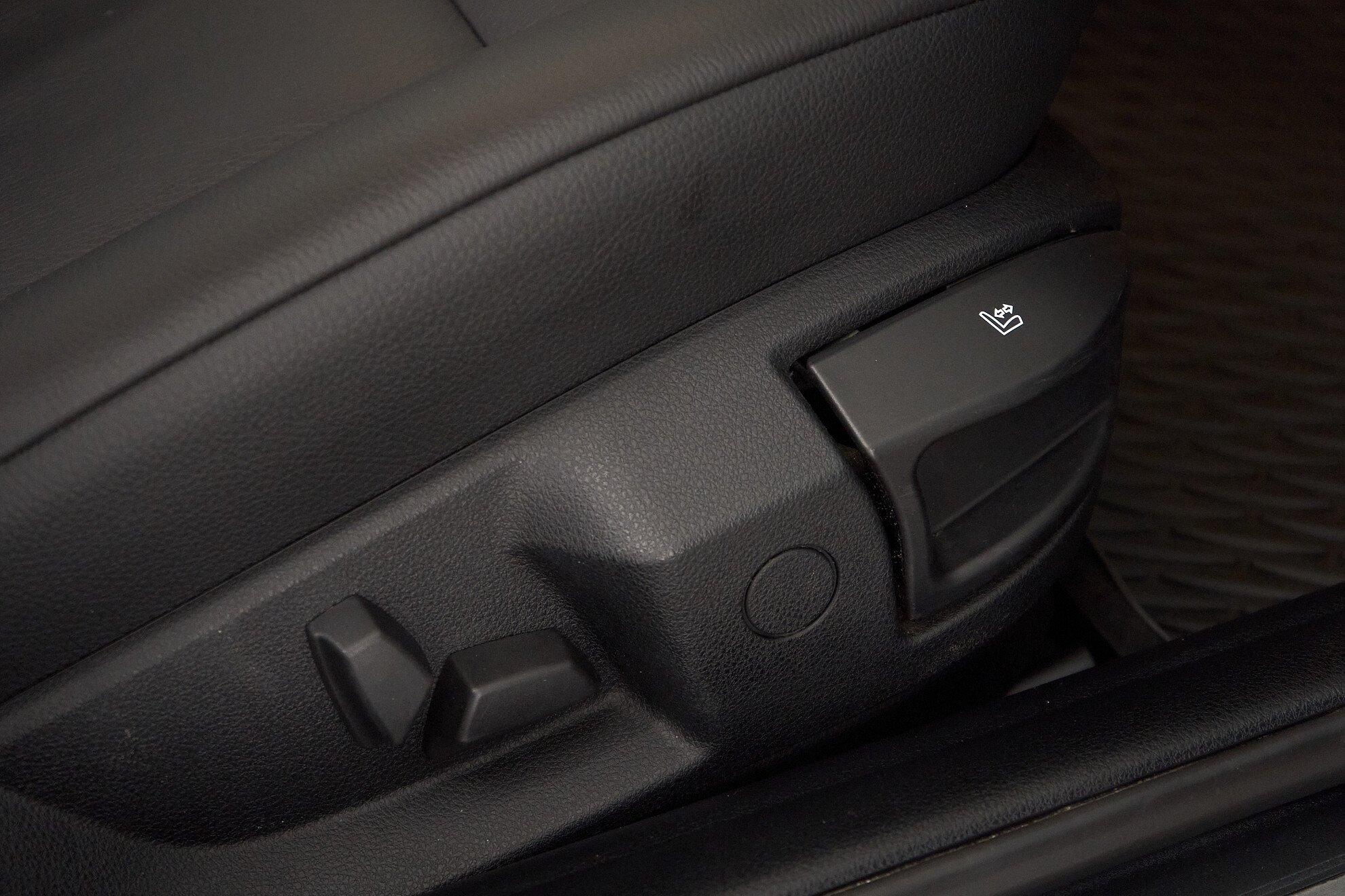 BMW 5 серии 2012, черный
