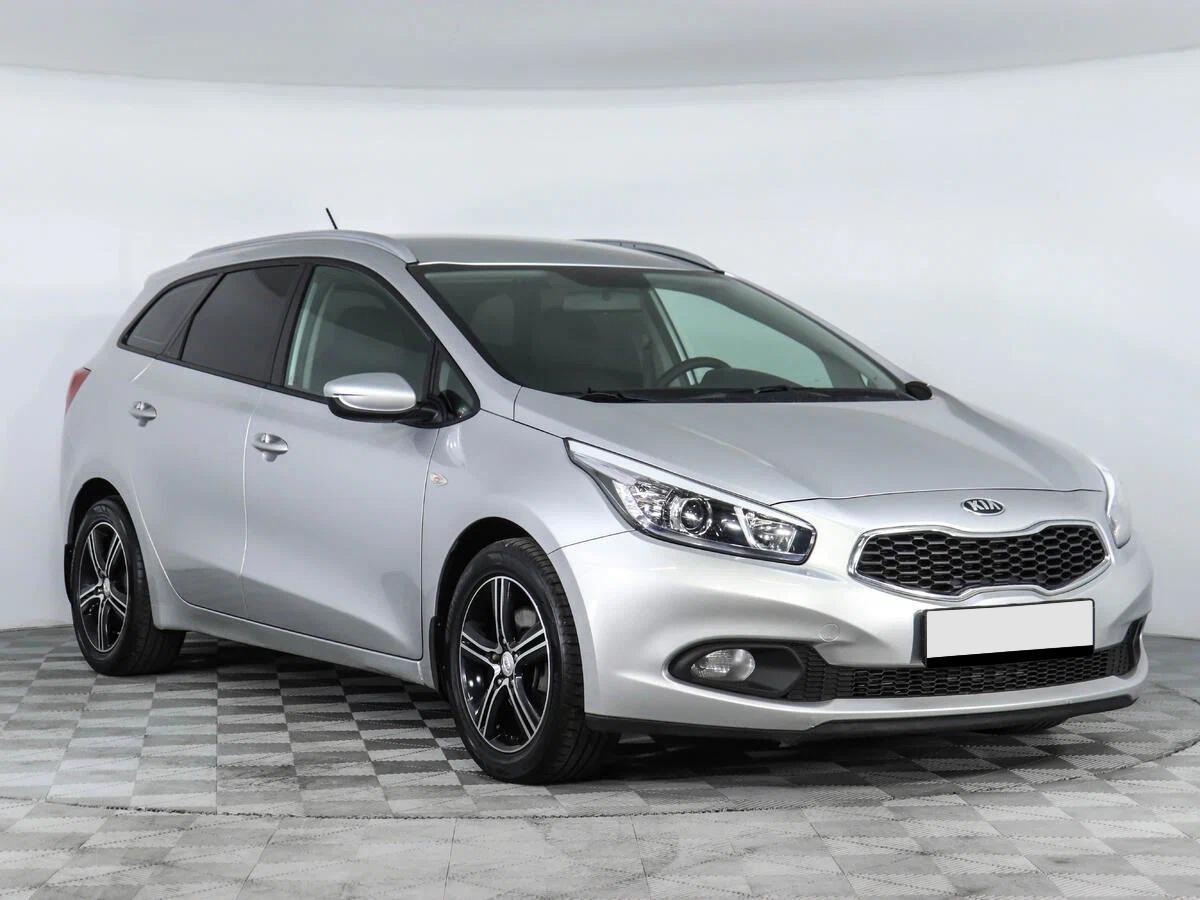 Kia Ceed 2012, серебряный