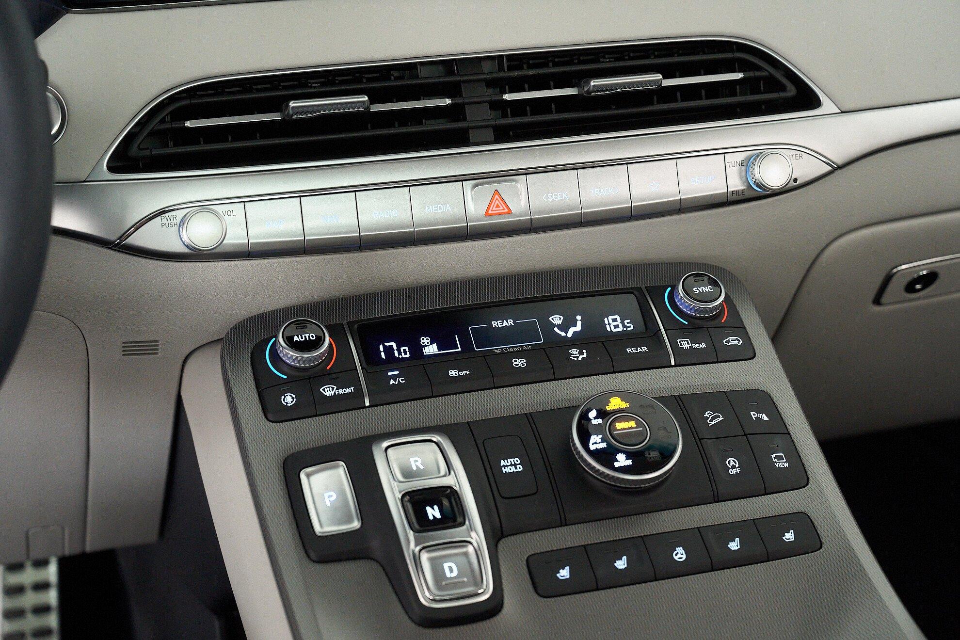 Hyundai Palisade 2021, белый