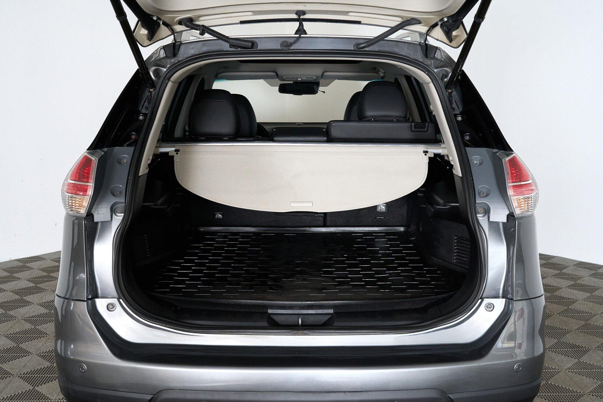 Nissan X-Trail 2016, серый