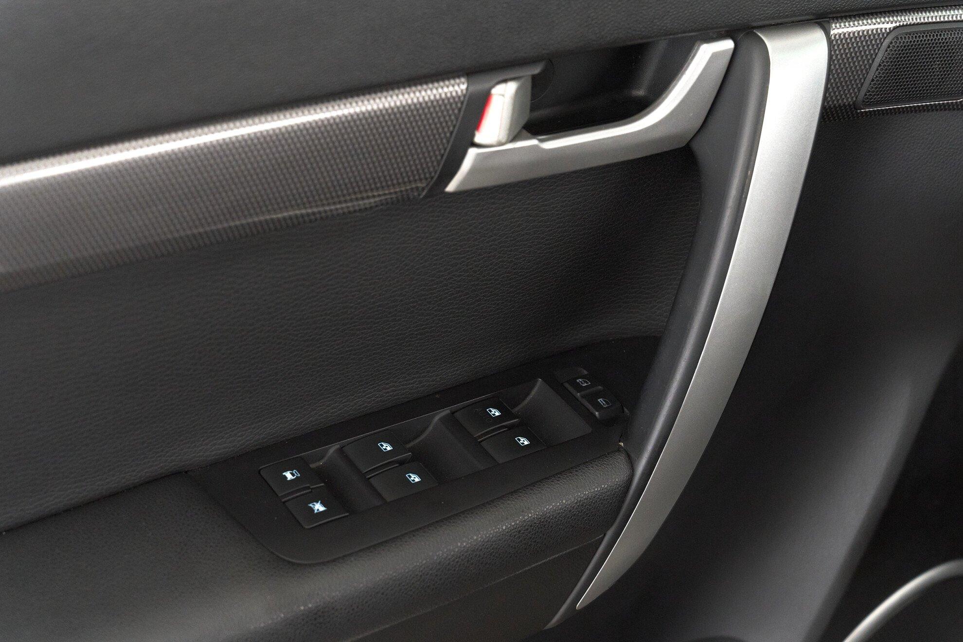 Chevrolet Captiva 2012, серебряный