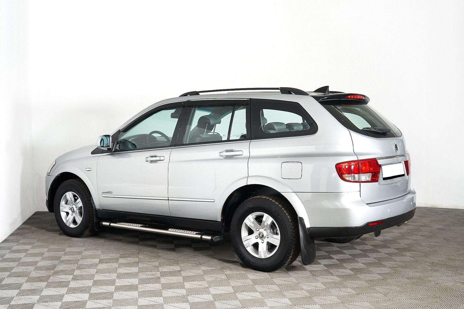 SsangYong Kyron 2012, серебряный