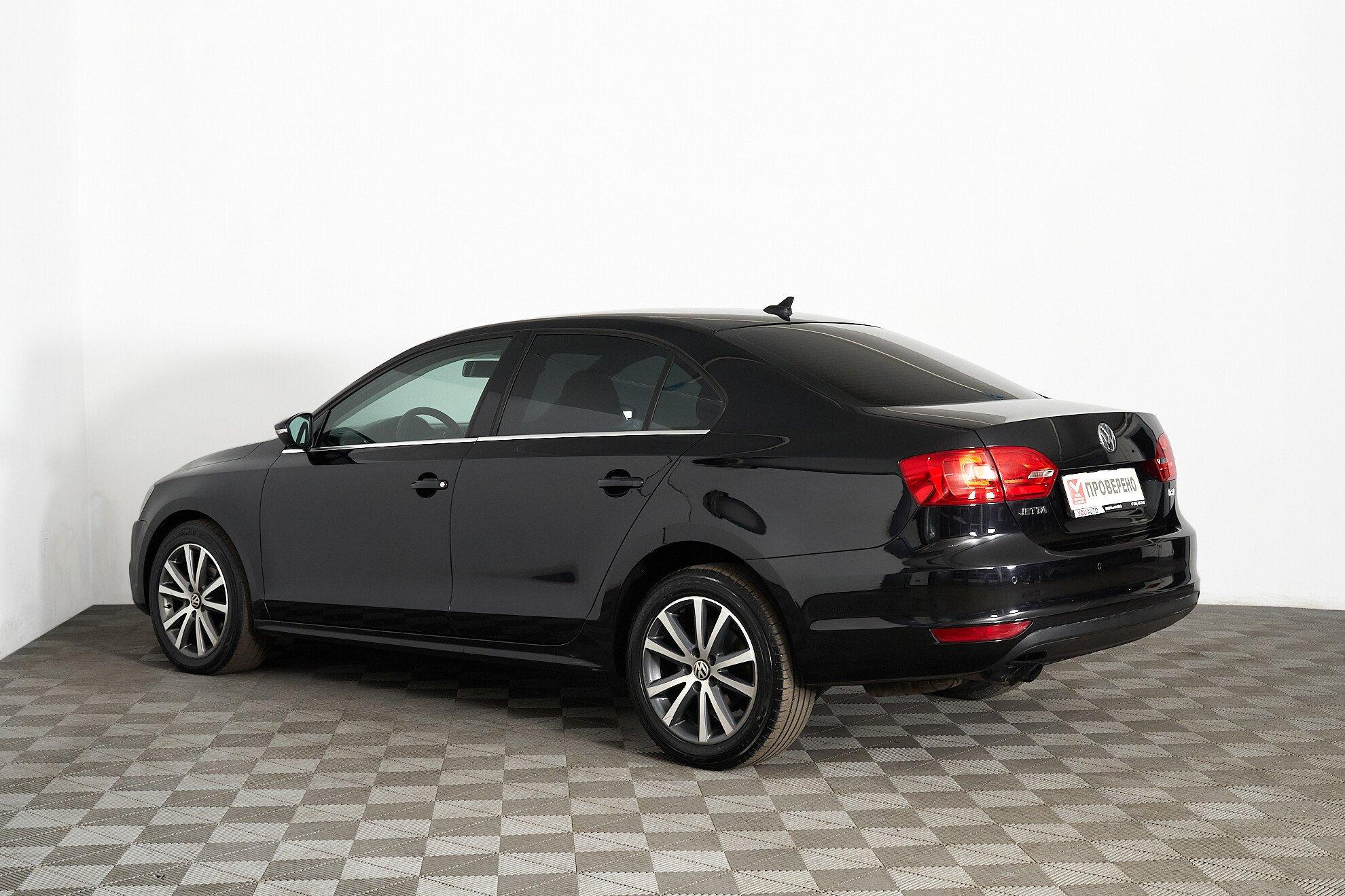 Volkswagen Jetta 2011, черный
