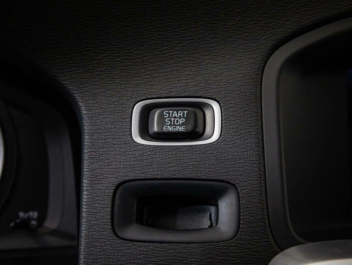 Volvo V60 2011, синий
