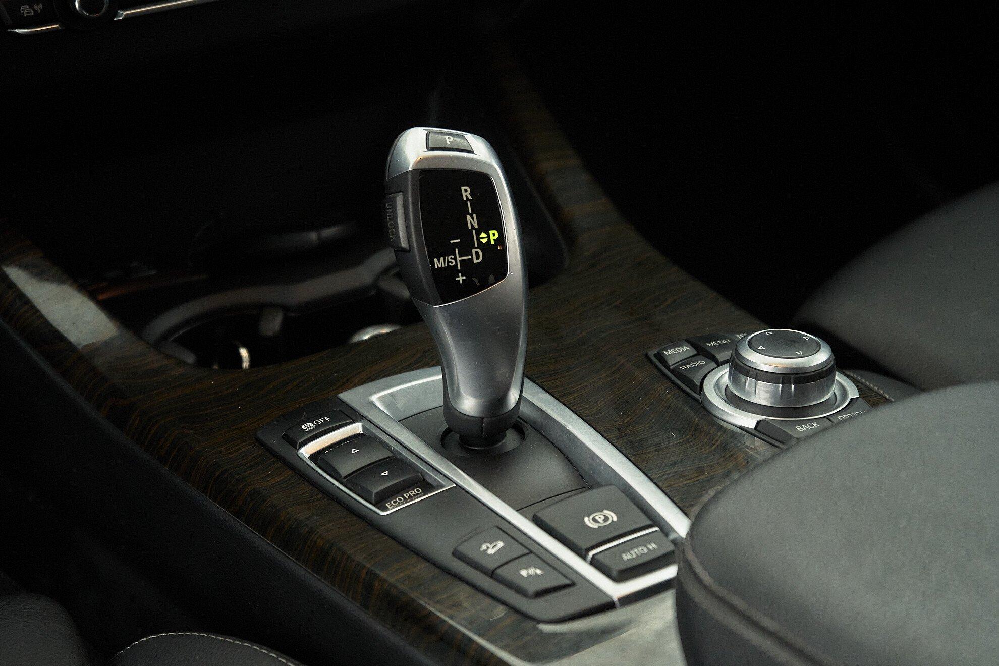BMW X3 2012, белый