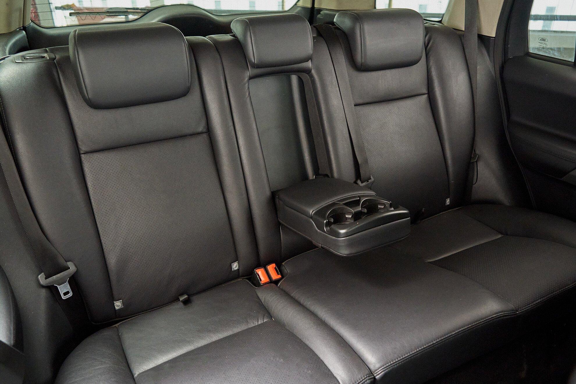 Land Rover Freelander 2010, серый