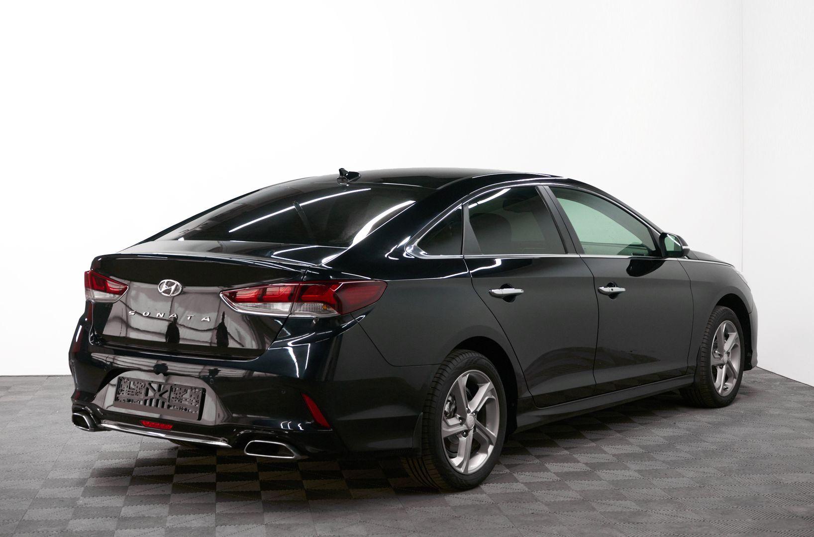 Hyundai Sonata 2018, черный