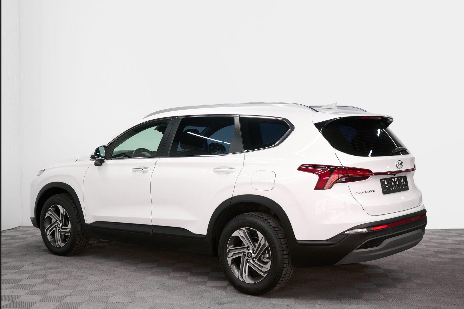 Hyundai Santa Fe 2020, белый