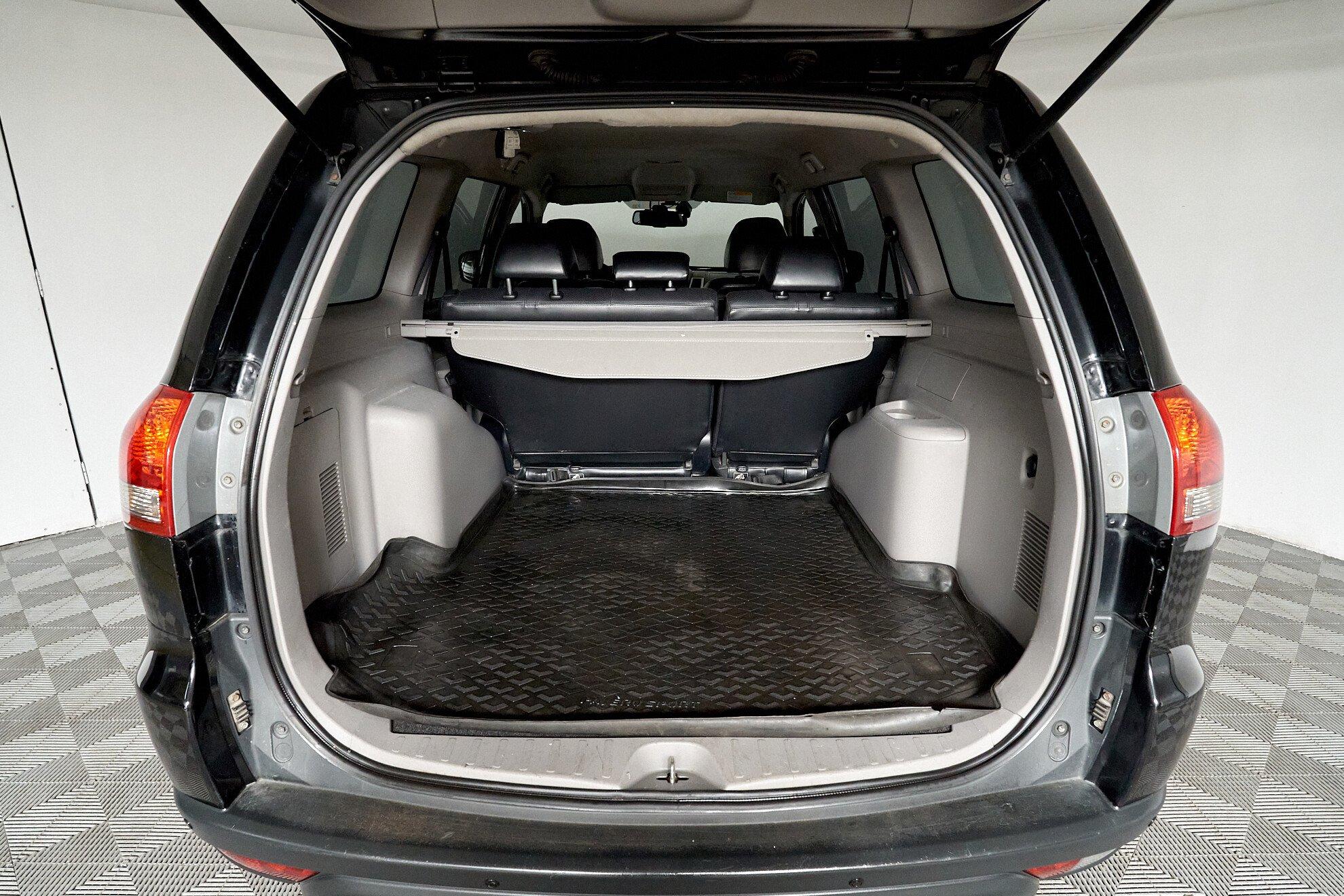 Mitsubishi Pajero Sport 2015, черный