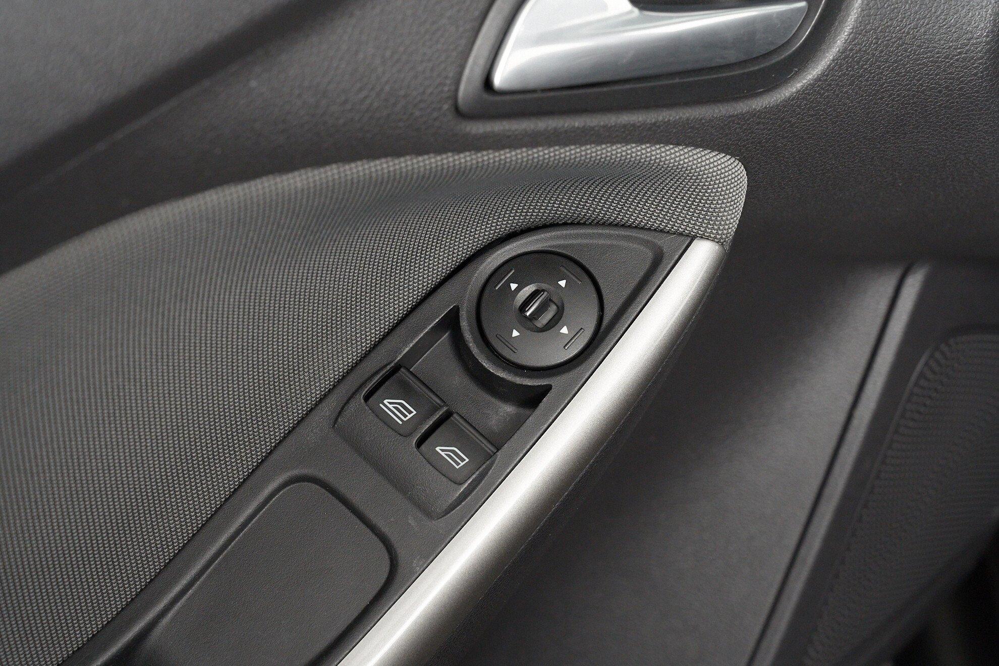 Ford Focus 2014, черный