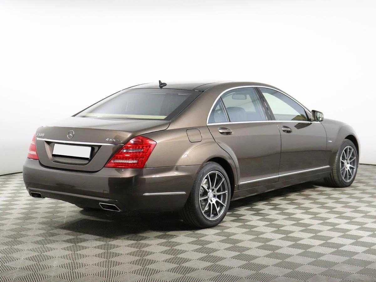 Mercedes-Benz S-Класс 2012, коричневый