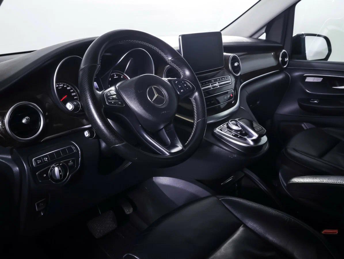 Mercedes-Benz V-Класс 2015, черный