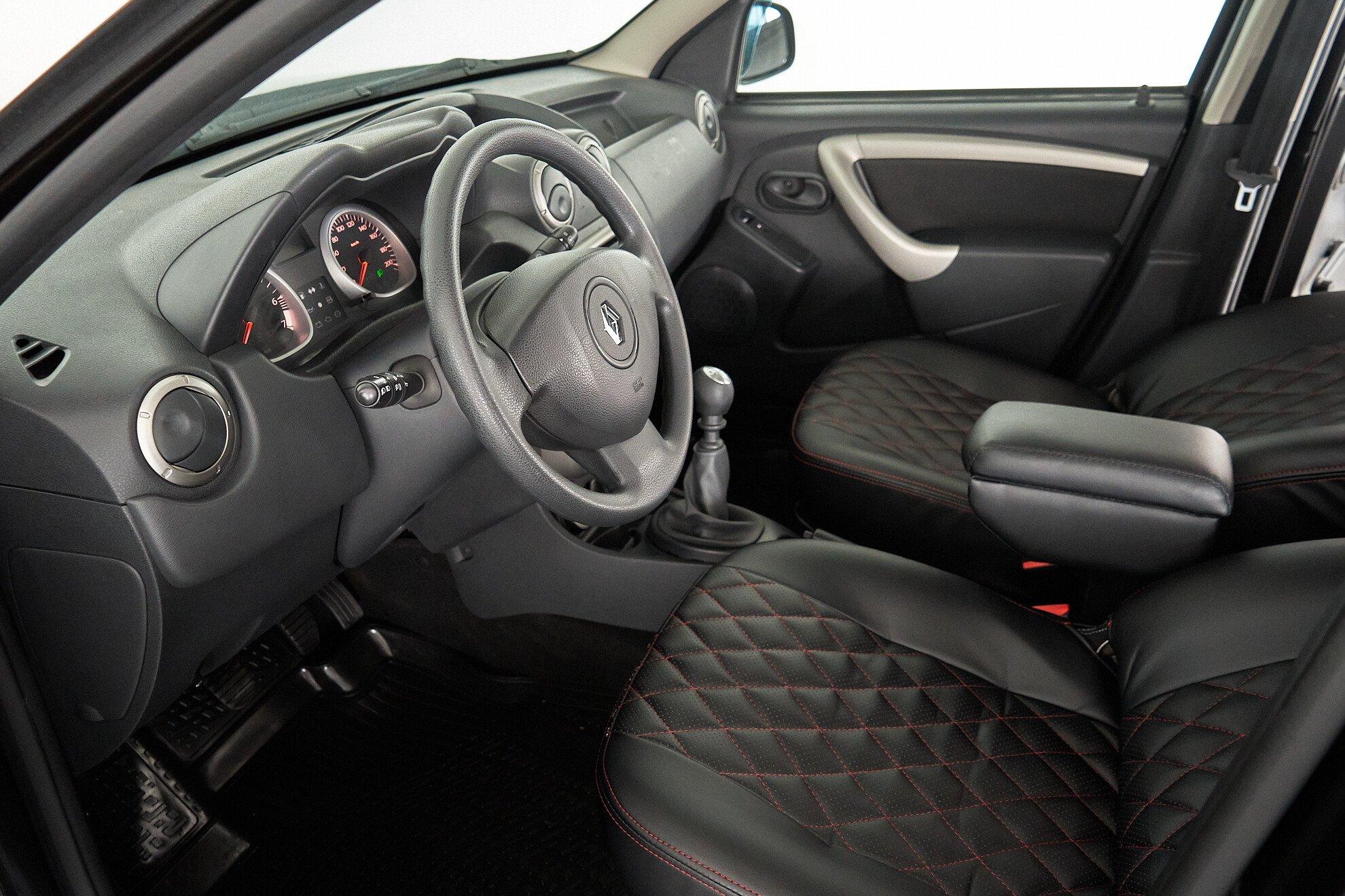 Renault Duster 2015, черный