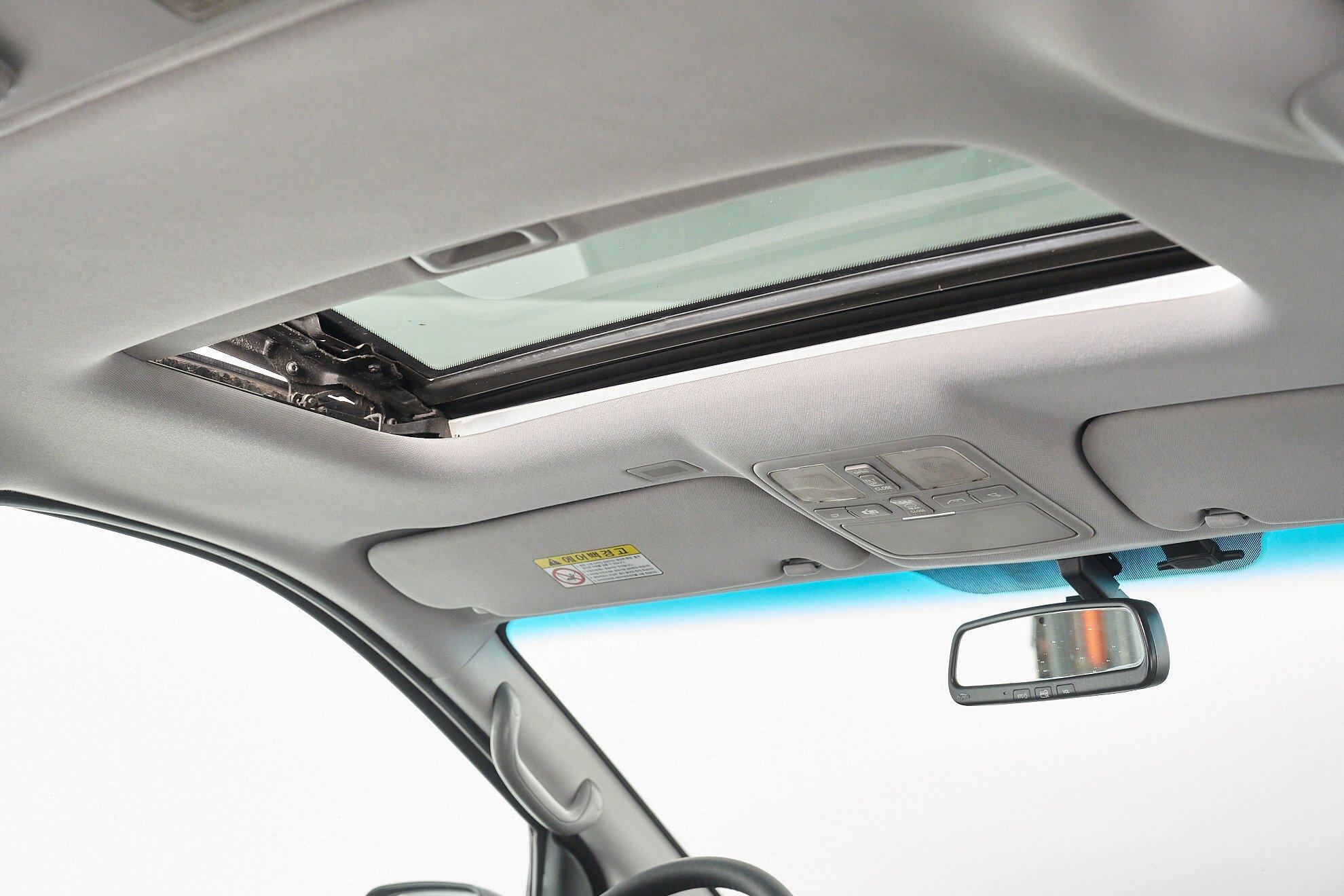 Hyundai Grand Starex 2014, черный