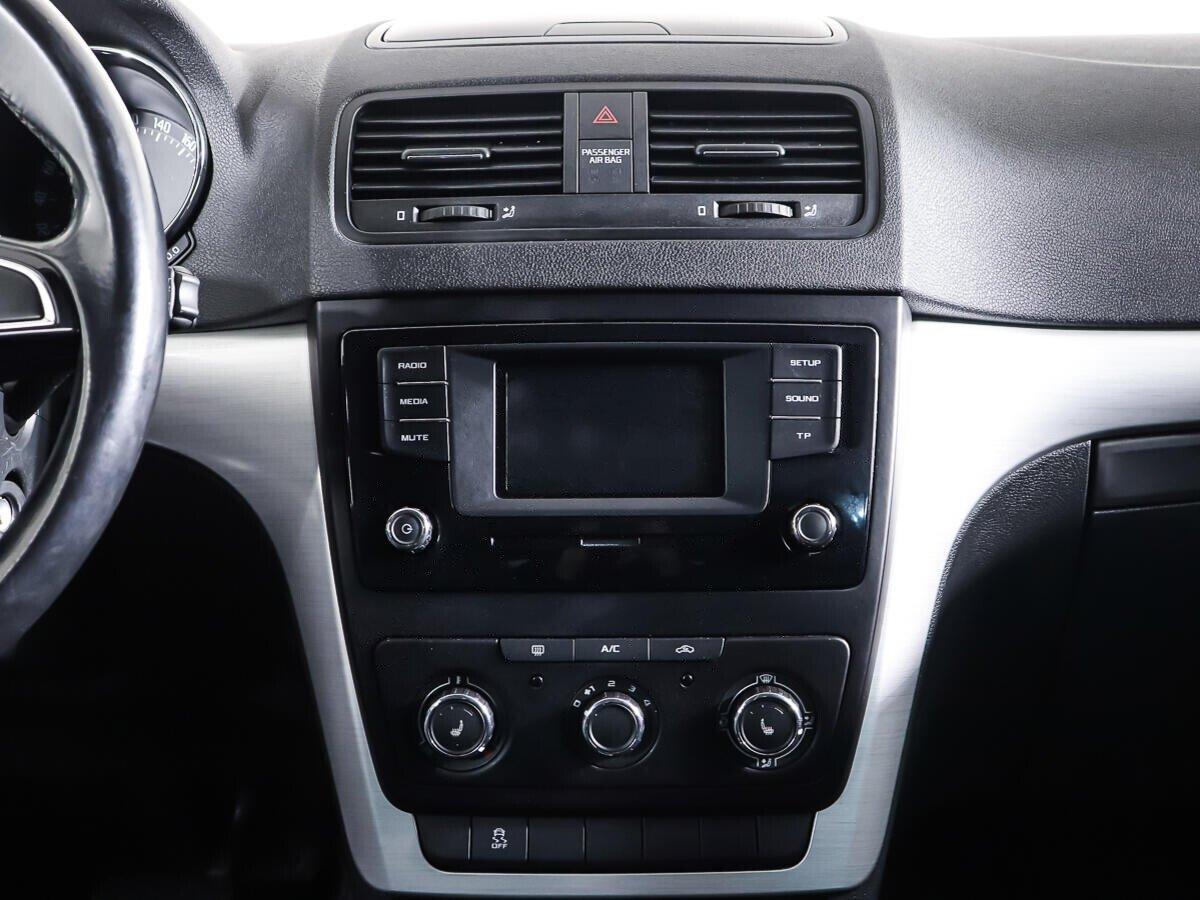 Skoda Yeti 2015, коричневый