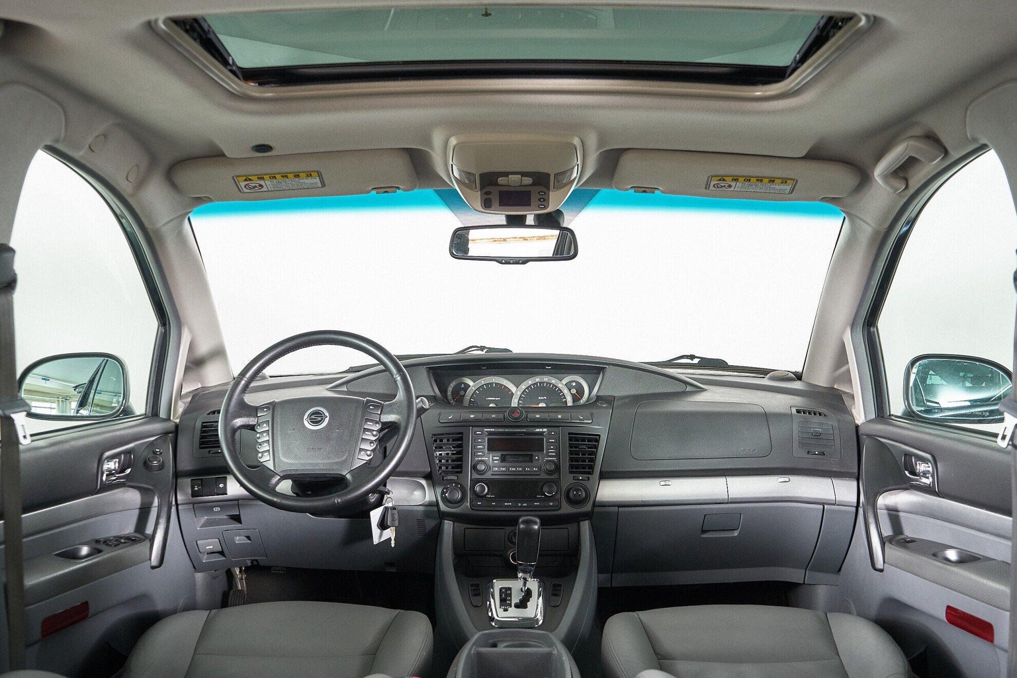 SsangYong Rodius 2011, черный