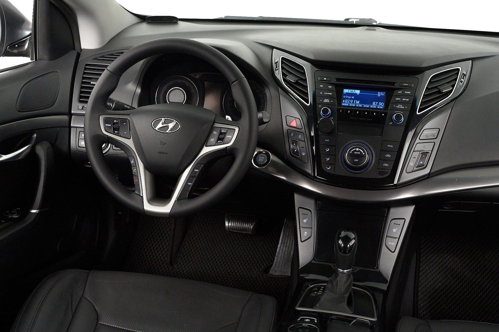 Hyundai i40 2013, серый