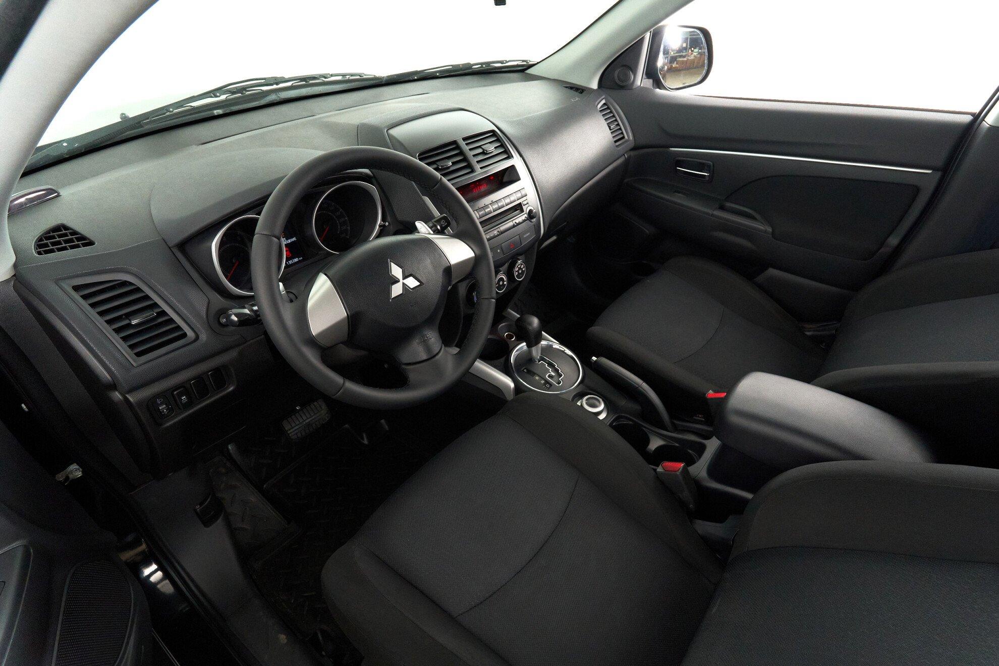 Mitsubishi ASX 2012, черный