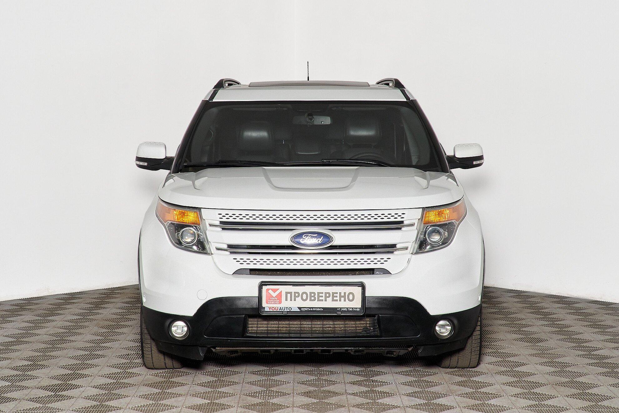 Ford Explorer 2013, белый